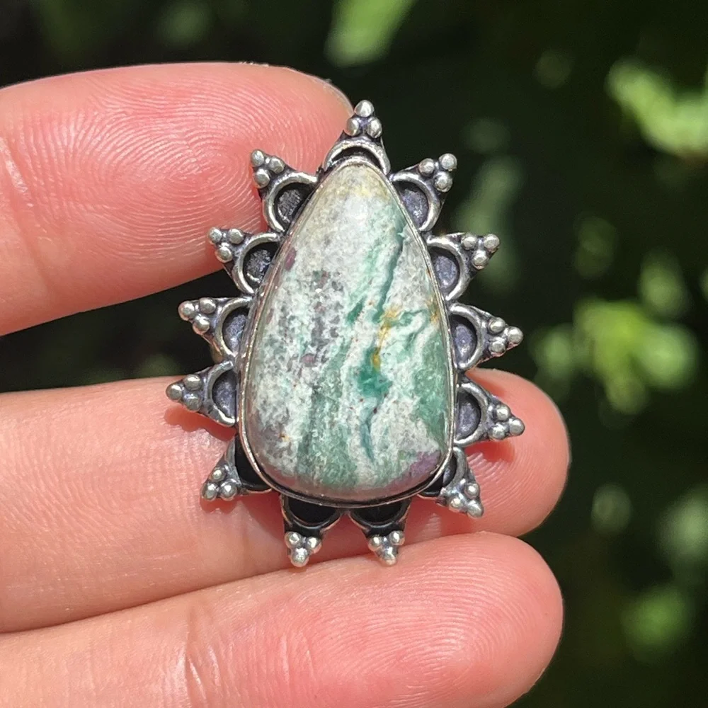 Size 7.25 925‎ silver plated ruby zoisite ring